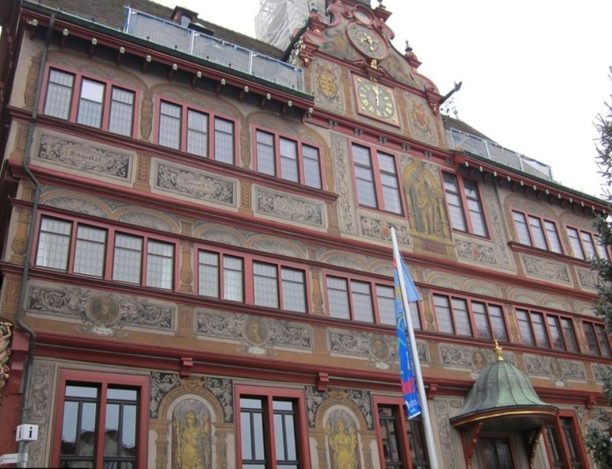 Stadtnahes Gaestezimmer Im Penthouse Bei Esi Tübingen Eksteriør bilde