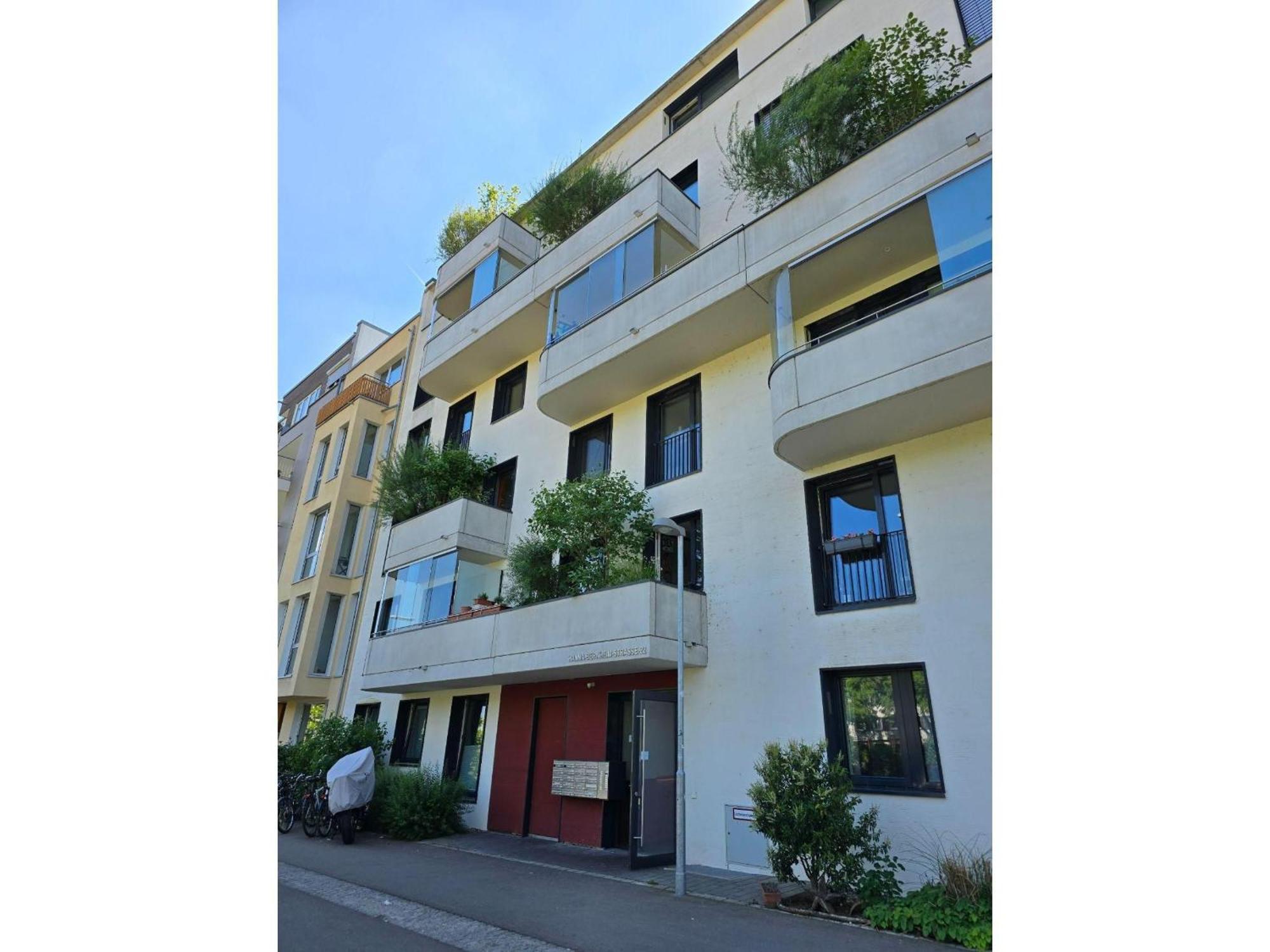 Stadtnahes Gaestezimmer Im Penthouse Bei Esi Tübingen Eksteriør bilde