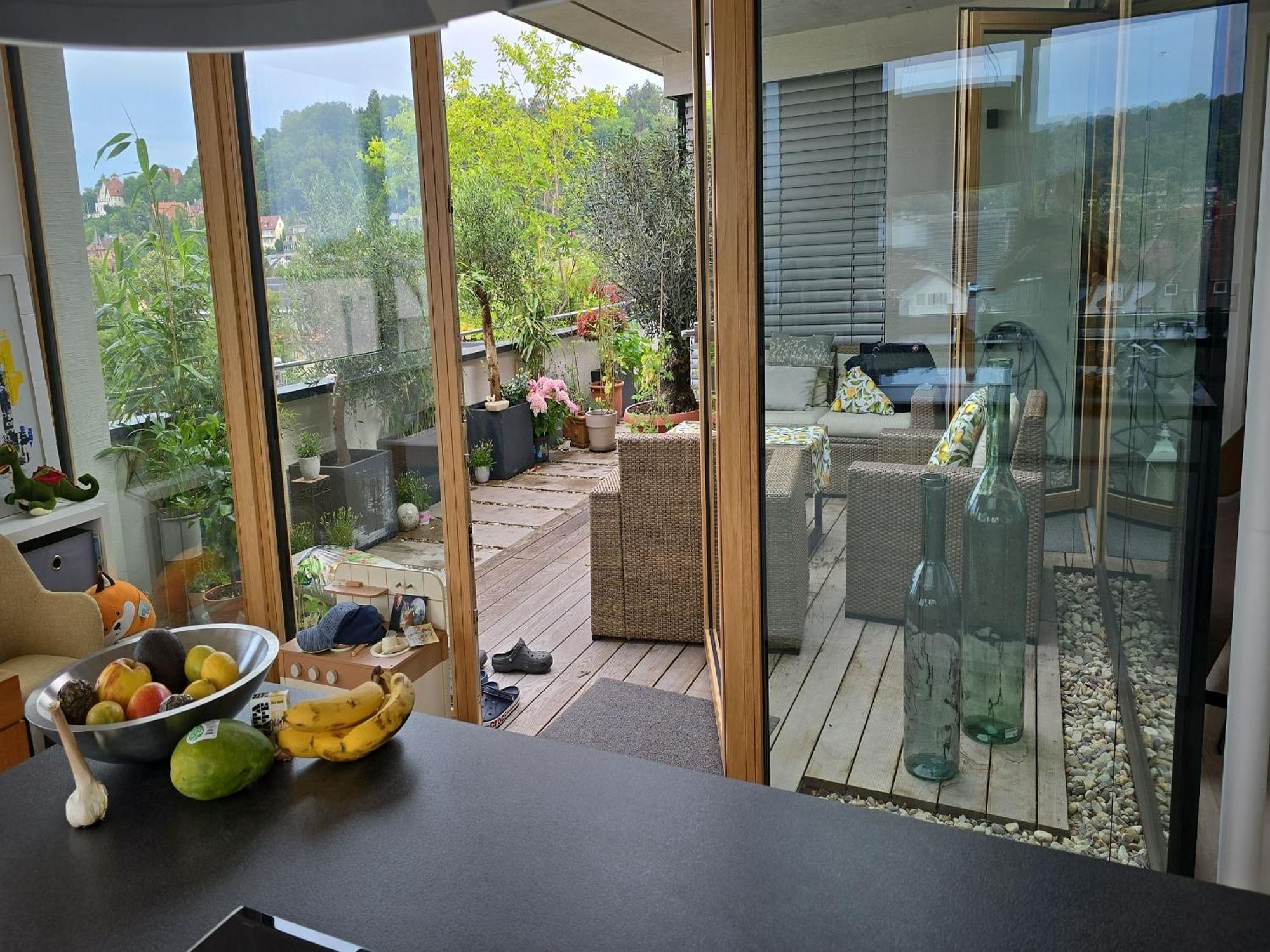 Stadtnahes Gaestezimmer Im Penthouse Bei Esi Tübingen Eksteriør bilde